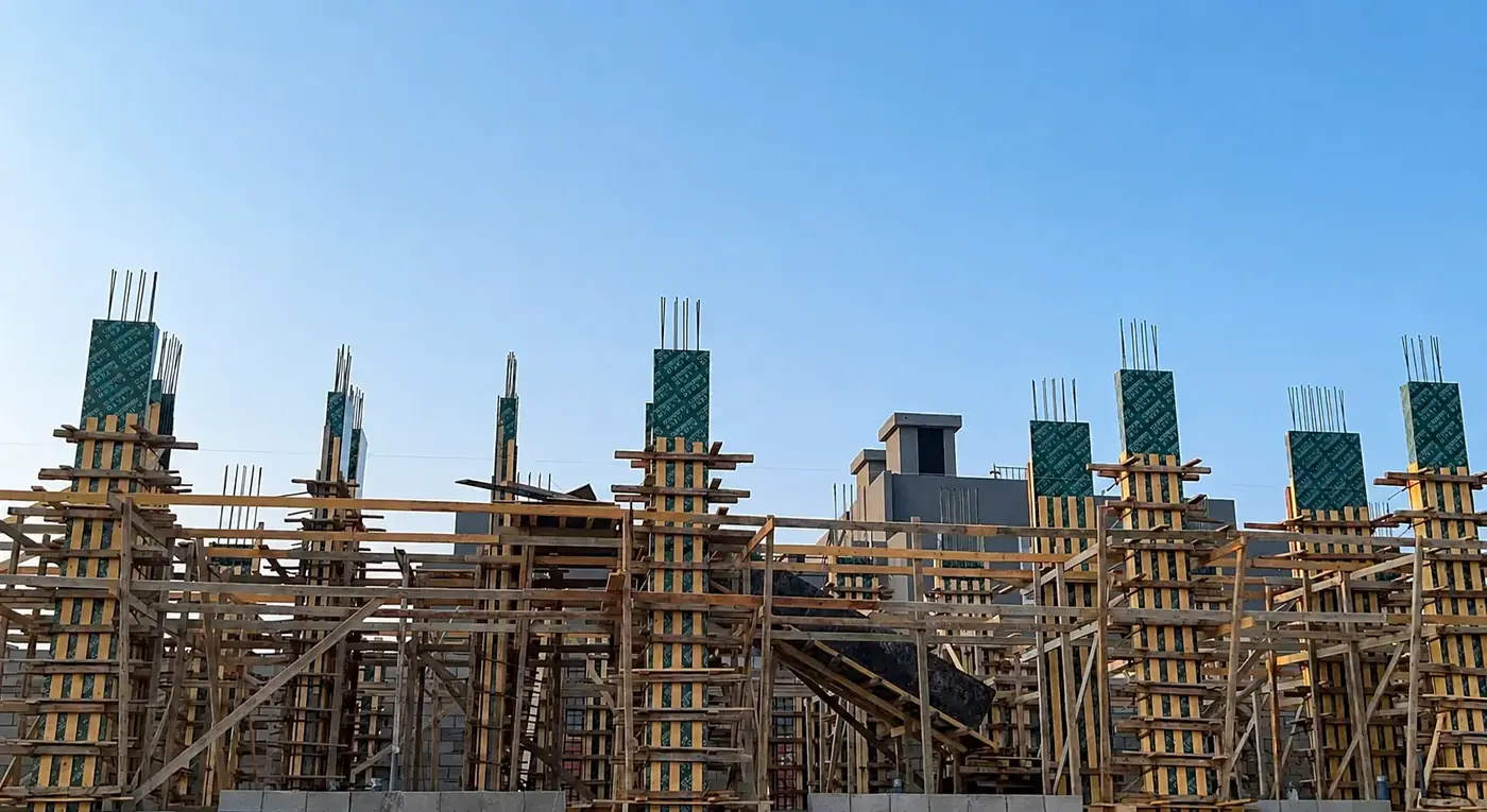 النجارة وحدادة الأعمدة — الصورة 2